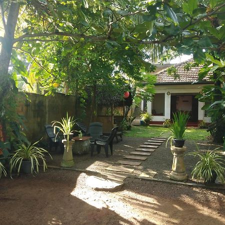 Sena'S Place Хиккадува Экстерьер фото
